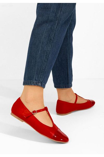 B T Shoes Women's red Nubina ballet flats