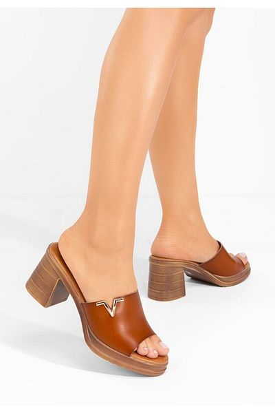 B T Shoes Kelie camel chunky heel slippers