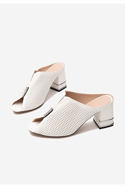 B T Shoes Chantela white chunky heel slippers