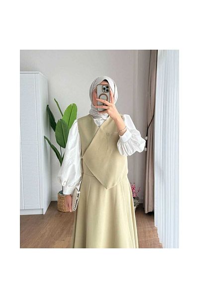 Fi-MA Asymmetrical Pocket Skirt Vest Suit