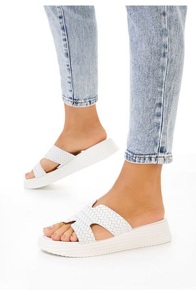 B T Shoes Demetra women's white beach slippers