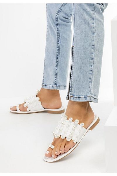 B T Shoes Women's slippers Sunita White