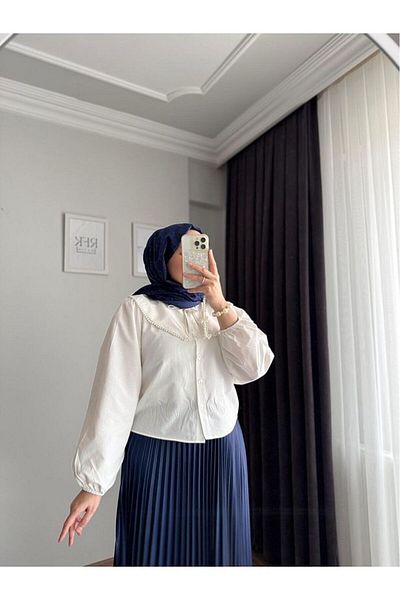 MODA AKGÜN Short Shirt Bluz with Pearl Baby Collar on the Skirt