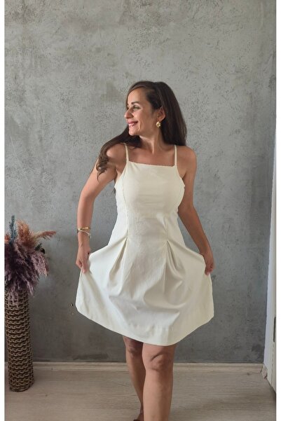 Butik Askılı Likralı Elbise