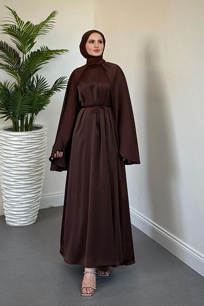 MERVEN AKYÜZ Βραδινό φόρεμα Elior Cape Satin Καφέ