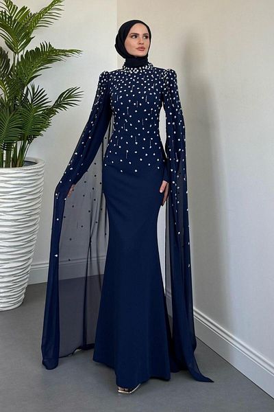 MERVEN AKYÜZ Rochie de seară Flow Stone Cape Albastru Marin