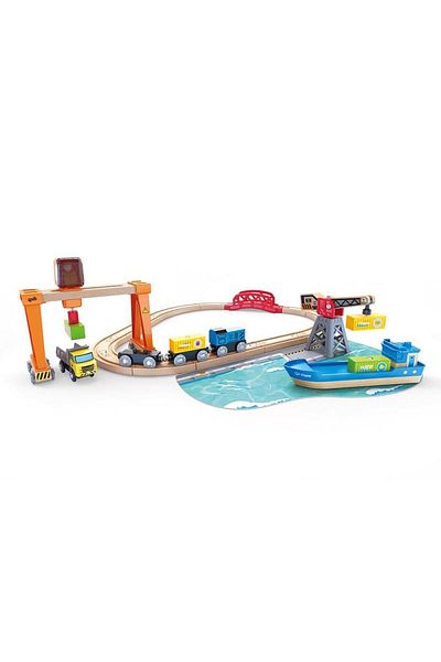 Hape Train set with port