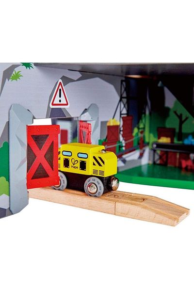 Hape Mountain mine train set