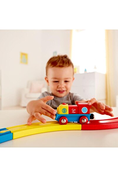 Hape The brave little locomotive