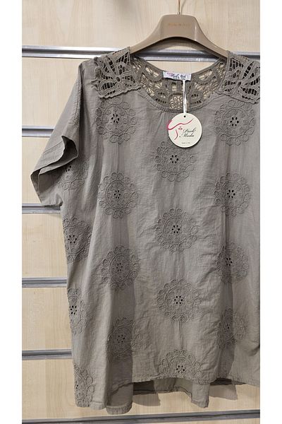 Park Moda Ιταλική βαμβακερή μπλούζα με δαντέλα στην πλάτη