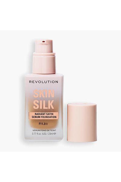 MAKEUP REVOLUTION Skin Silk Radiant Satin Serum Foundation - 23 ml