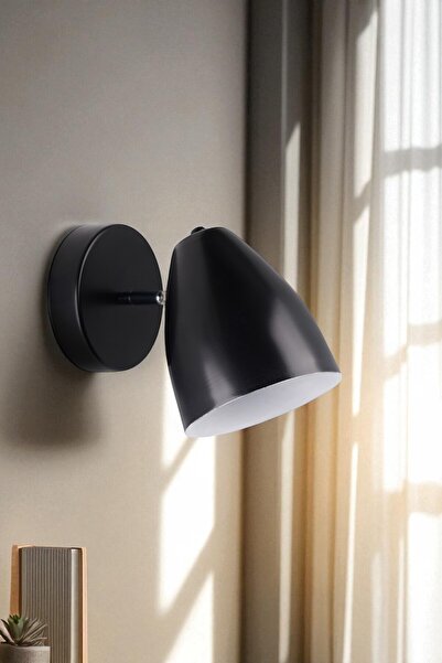 Lumexx Frank Black Sconce