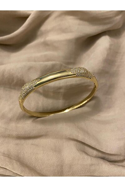 Hedef Bijuteri سوار قيود ذهبي اللون مرصع بحجر الزركون، سوار