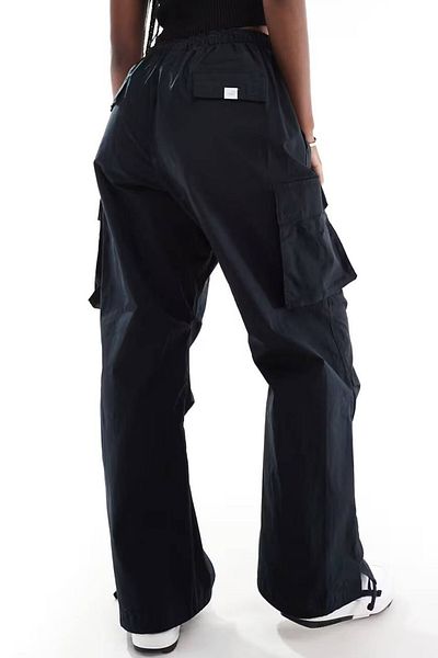 Nike Sportswear Oversized Cargo Dance Pant Women Oversize Cargo Pocket Woven Sweatpants Black