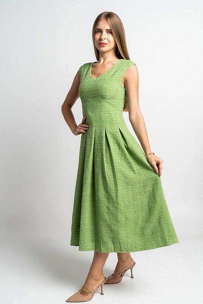 Nichii Women's Sleeveless Midi Dress with Waist Cinch