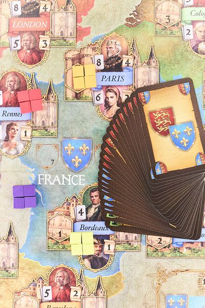 Arcane Wonders Royals Family Board Game
