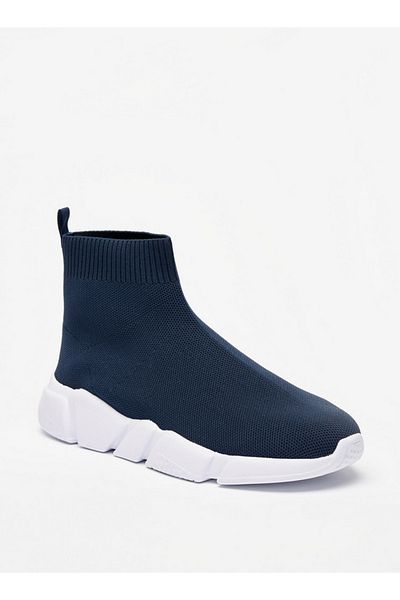 Shoexpress #tag18. Textured High Top Slip-On Walking Shoes