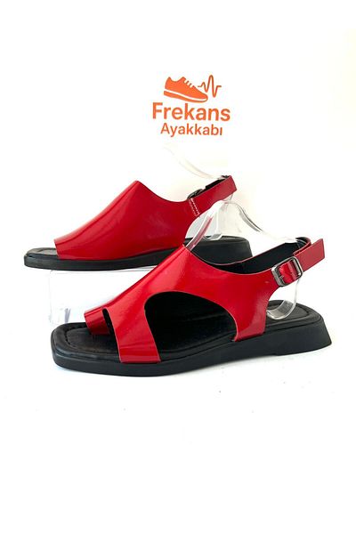 NEWGÜLTEKİN Genuine Leather Light and Soft Stylish Sandals with Separate Head Toe Design