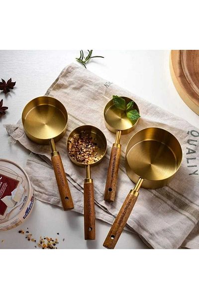 ALFAGİFT Set of 4 Gold Measuring Cups – Wooden Handle – 60 Ml, 80 Ml, 125 Ml, 250 ml