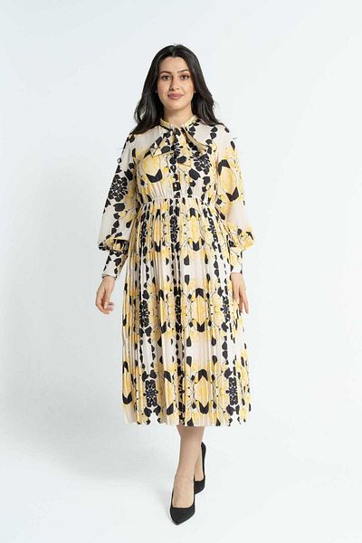 Nichii Women's Long Sleeve Printed Midi Dress with a Cinched Waist