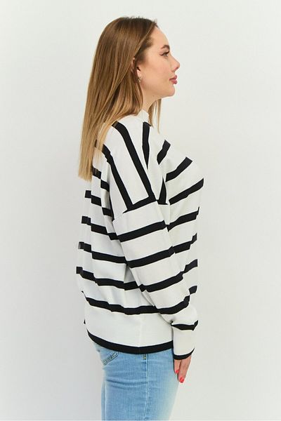 Chloe + Jasmine Women Mock Neck Long Sleeve Stripe Sweatshirt, White