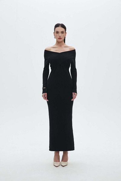 Nichii Long Off-Shoulder Dress with Long Sleeves and Boat Neck