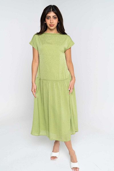 Nichii Sleeveless Midi Dress