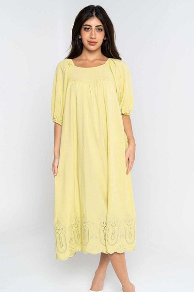 Nichii Women's Solid Midi Dress with 3/4 Sleeves and Round Neck