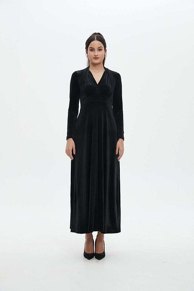 Nichii Women's Long-Sleeve Solid Maxi Dress with Waist Detail