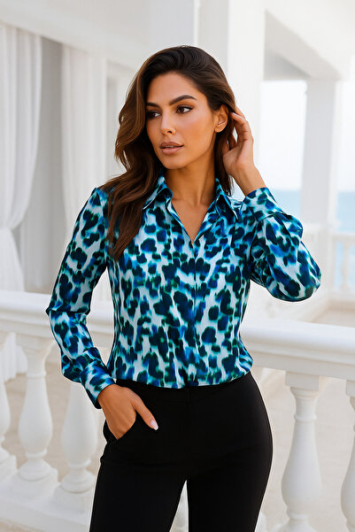 Rich Kadın Mavi Leopar Desenli Gizli Düğme Detaylı Slim Fit Trend Gömlek