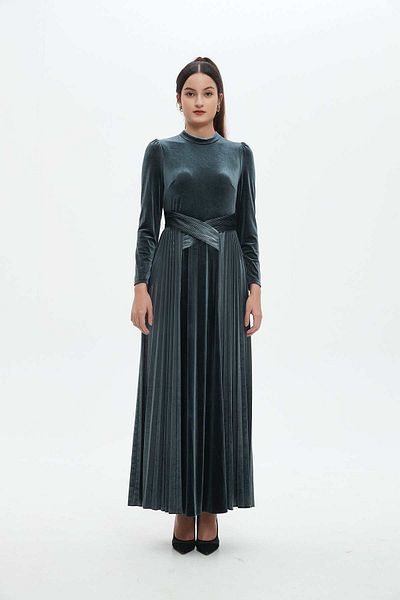 Nichii Women's Long Sleeve Ruffled Hem Maxi Dress with Waist Detail