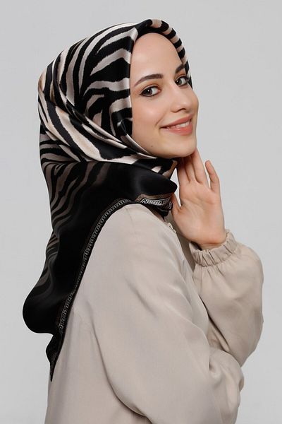 Armine Silk Scarf Nostalgia Sura 8345Ds-09 Zebra Pattern Black-Cream