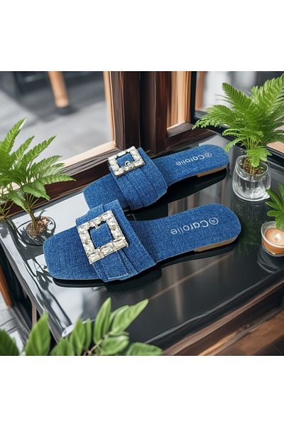 OEM Versatile women's slippers with decorative crystal applications, for summer, light and cool, F23