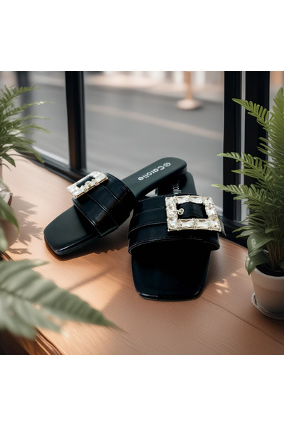 OEM Versatile women's slippers with decorative crystal applications, for summer, light and cool, F23