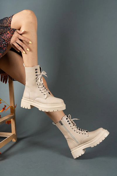 Zerenyus Χειμερινές γυναικείες μπότες Caxa Nude Lace Up με φερμουάρ