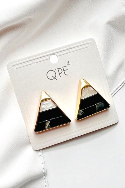 PETEK AKSESUAR TRIANGLE EARRINGS