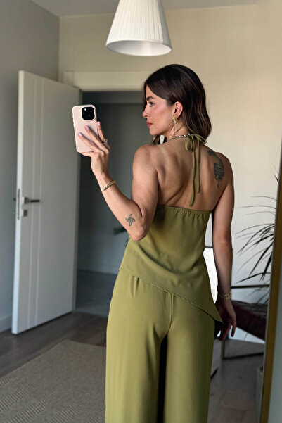 Sue Store Σετ παντελονιού με ασύμμετρη μπλούζα με λαιμόκοψη