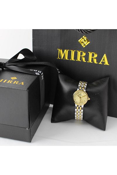 marblino Wristwatch comes with complete camera accessories.
