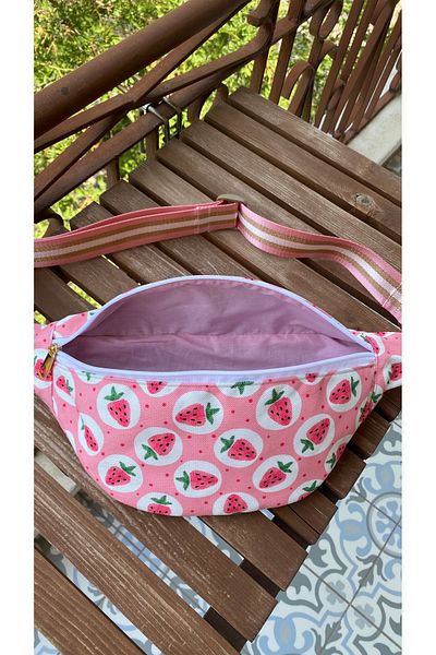 TALKING DREAMS Pink Strawberry Pattern Waist Bag