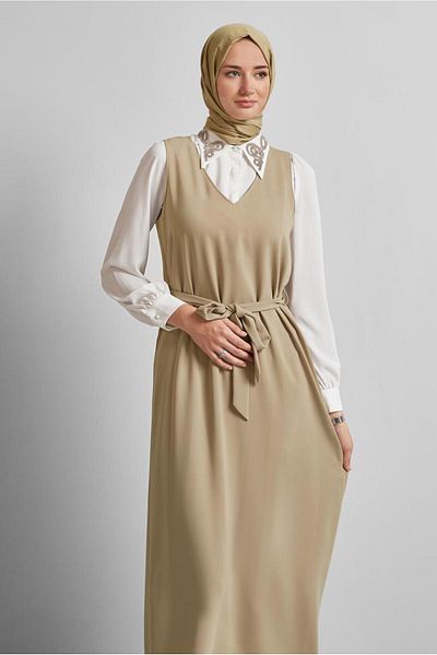 Alvina Embroidered Dress Suit 45658