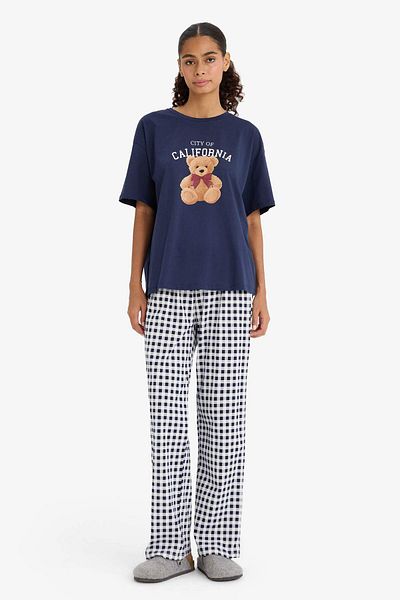 DeFacto Regular Fit Pajama Set Teddy Bear Printed Short Sleeve Top Checked Bottom-Fall in Love F4016Ax25Au
