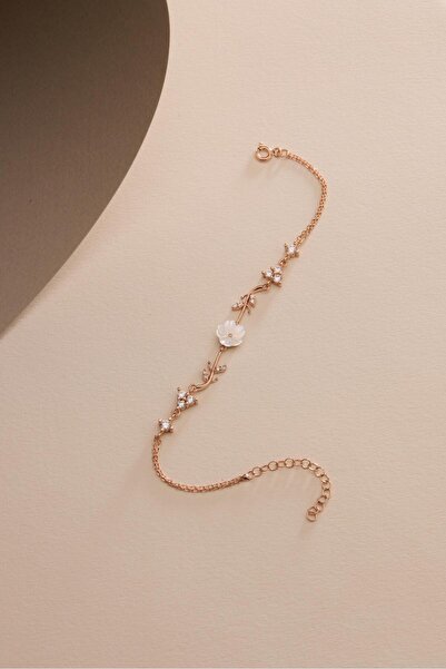 Nereze 925 Ayar Gümüş Rose Kaplama Tria Taşlı Sevginin Zarafeti Manolya Çiçeği Bileklik