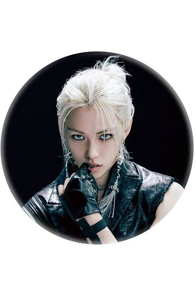 Choice STR 005 KPOP STRAYKIDS Tinplate Badge Round Brooch Album Photo Li Longfu New Album Peripheral Item A