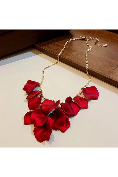 Choice red Exaggerated Colorful Petal Necklace For Women Irregular Fringe Flower Necklace Collarbone Chains