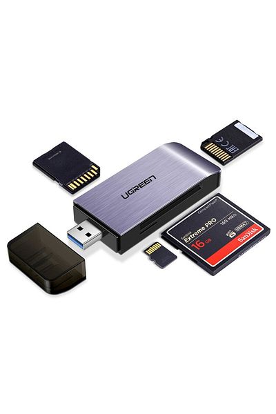 Ugreen Czytnik kart pamięci SD / micro SD / CF / MS wtyczka USB 3.0 - szary