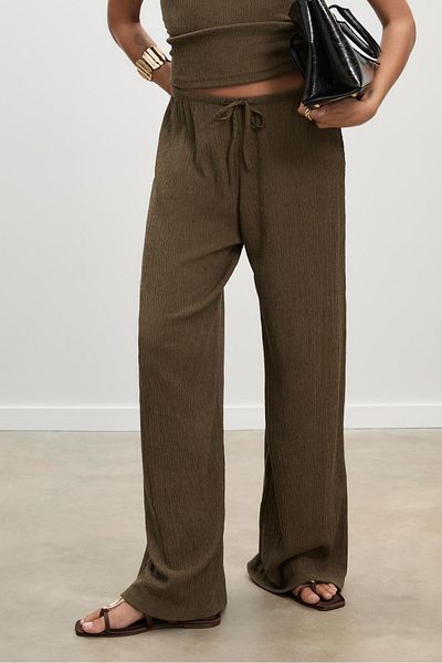 Stradivarius Flowing creased-effect trousers