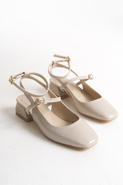 Mustafa Meccan Arkası Açık Bej Tokalalı Topuklu Babet