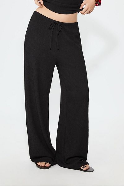 Stradivarius Flowing creased-effect trousers