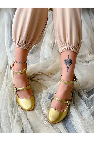 BERFONA Dasah Gold Patent Leather 5 cm Heel Band Sandals
