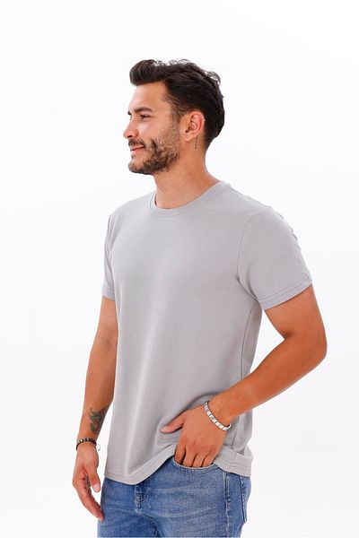 yakamor Men's Doubleface T-Shirt